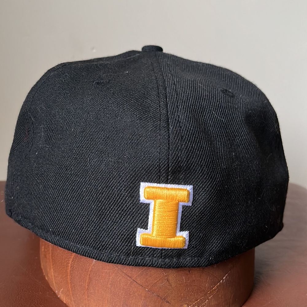 Iowa Hawkeyes cap - Picture 3 of 9